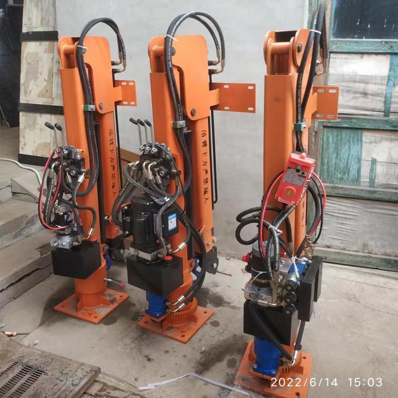 田尾乡重汽蓝牌随车吊 3.2吨 国六动力强 液压驱动 农用自卸起重机